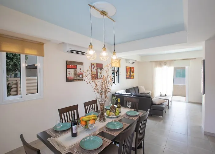 George\'S Lux Villa