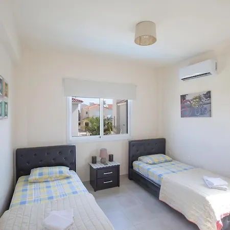 George'S Lux Villa Protaras Exterior photo