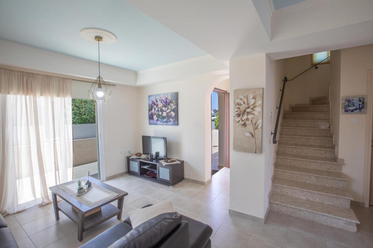 George's Lux Villa *
